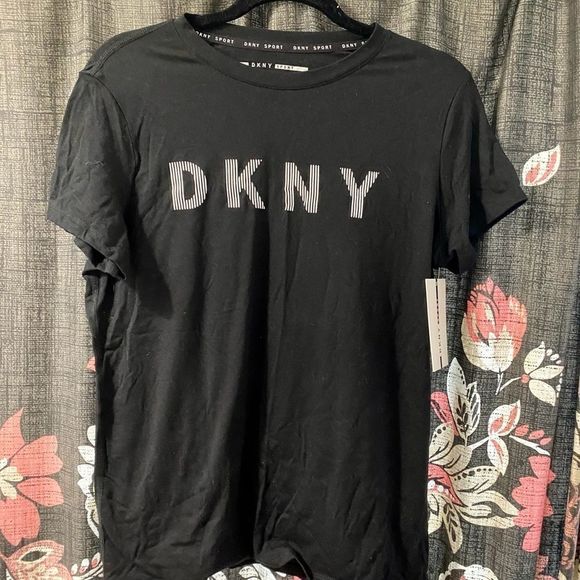 DKNY black tee shirt NWT